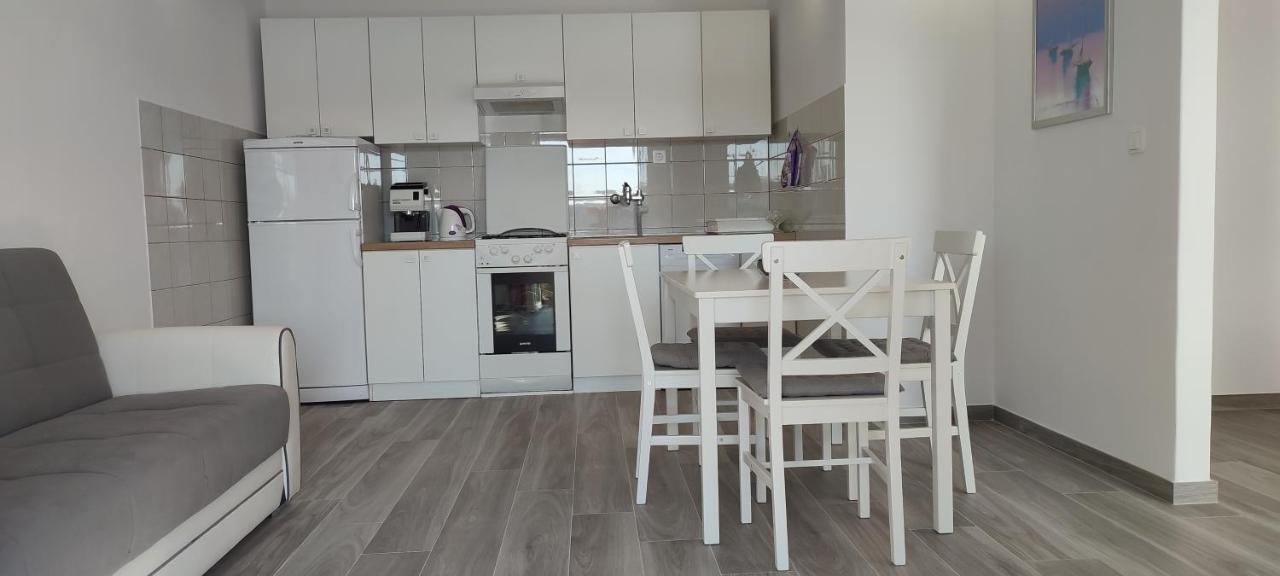 Sunset Apartments سلانو المظهر الخارجي الصورة